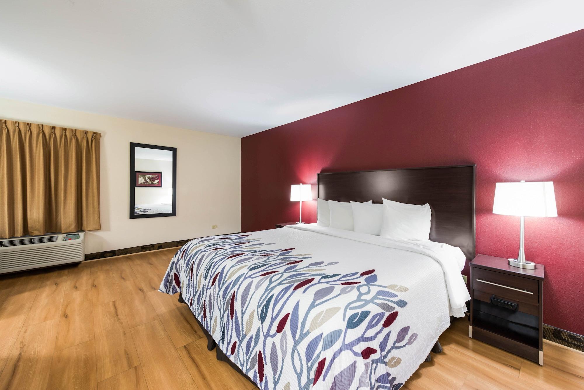 Red Roof Inn & Suites Monee Exterior foto